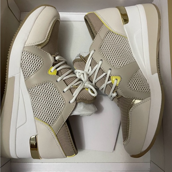 Macy's Truffle Multi Liv Trainer Shoes - Picture 1 of 7